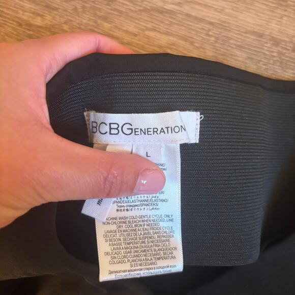 BCBG black asymmetrical skirt draped flowy maxi y2k size large - Picture 6 of 7